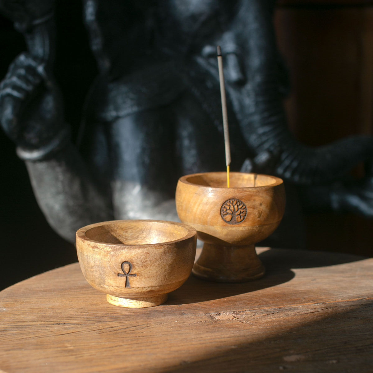 Ritualskål / rökelsekonhållare – ca 11 × 6 cm