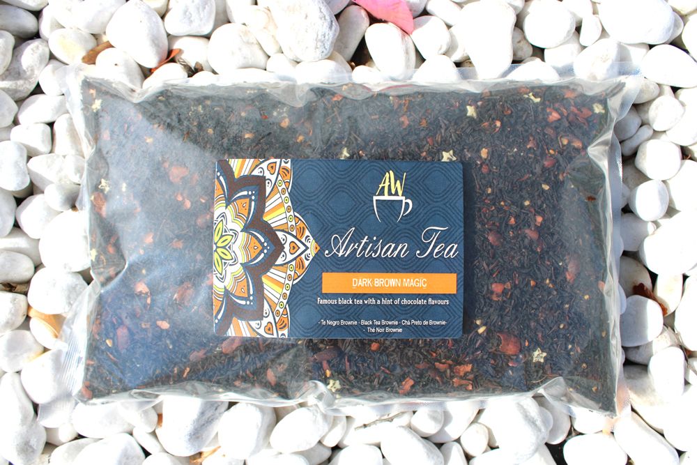 Dark Brown Magic – svart te med kakaotoner, 1 kg
