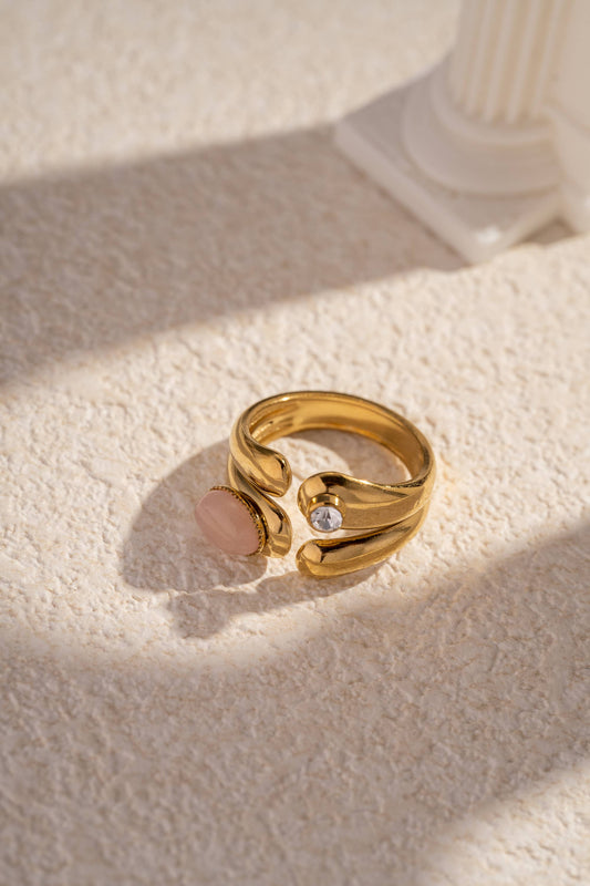Justerbar ring i rostfritt stål med sten och strass