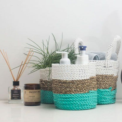 Förvaringskorgar i sjögräs – natur/vitt set
