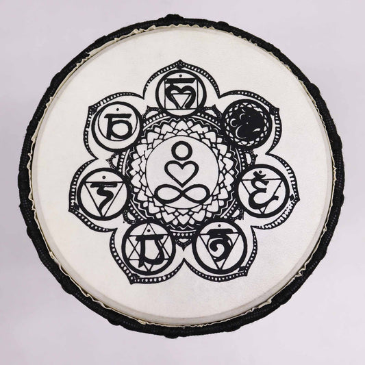 Djembe med chakramotiv – 30 cm
