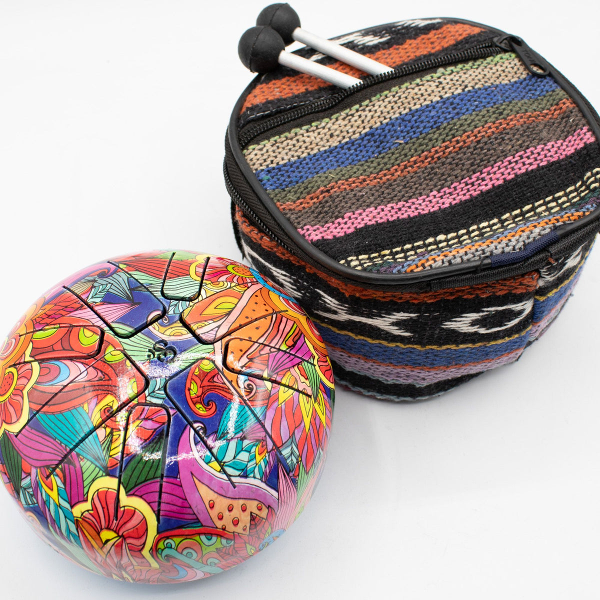 Ståltungtrumma – psykedeliskt mönster, 13 × 9 cm