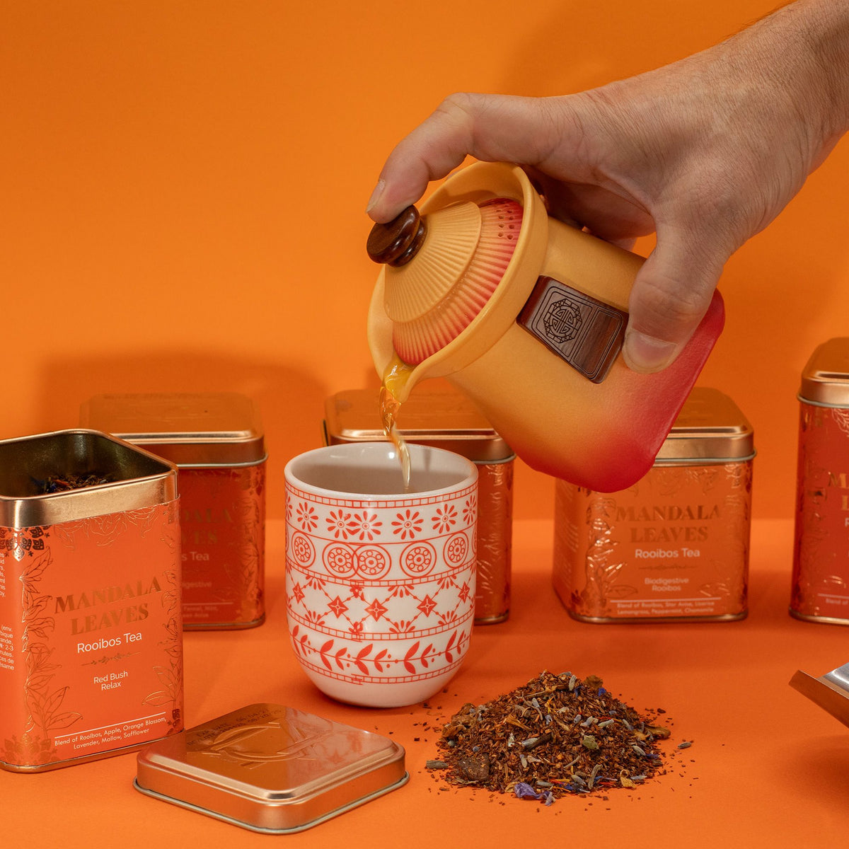 Red Bush Relax – rooibos och lavendel i burk – 50 g