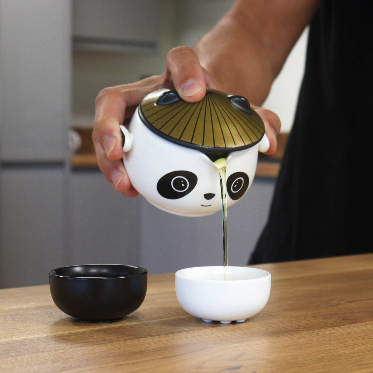 Reseteservis Kung Fu Panda – tekanna och 2 koppar