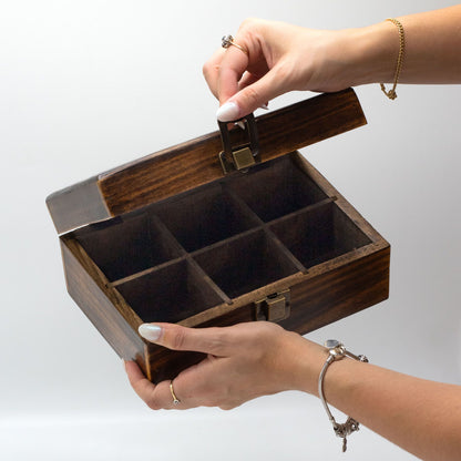 Teask i mangoträ – 6 fack, 23 × 15 × 9,5 cm