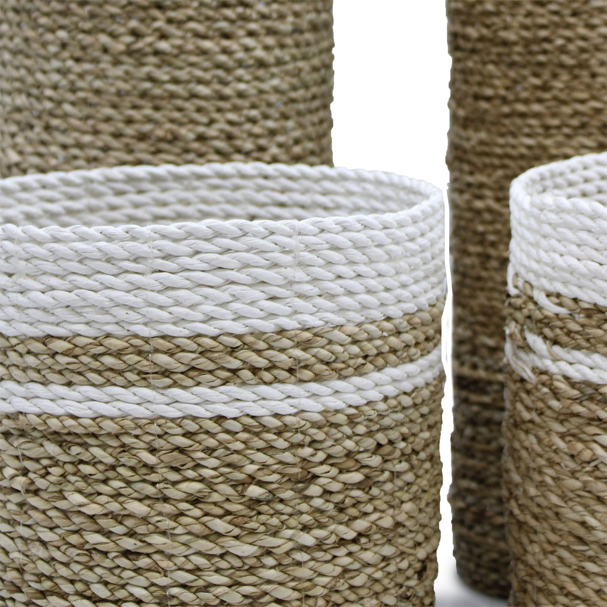 Förvaringsset i sjögräs – 2 vasformade korgar och 2 lådor