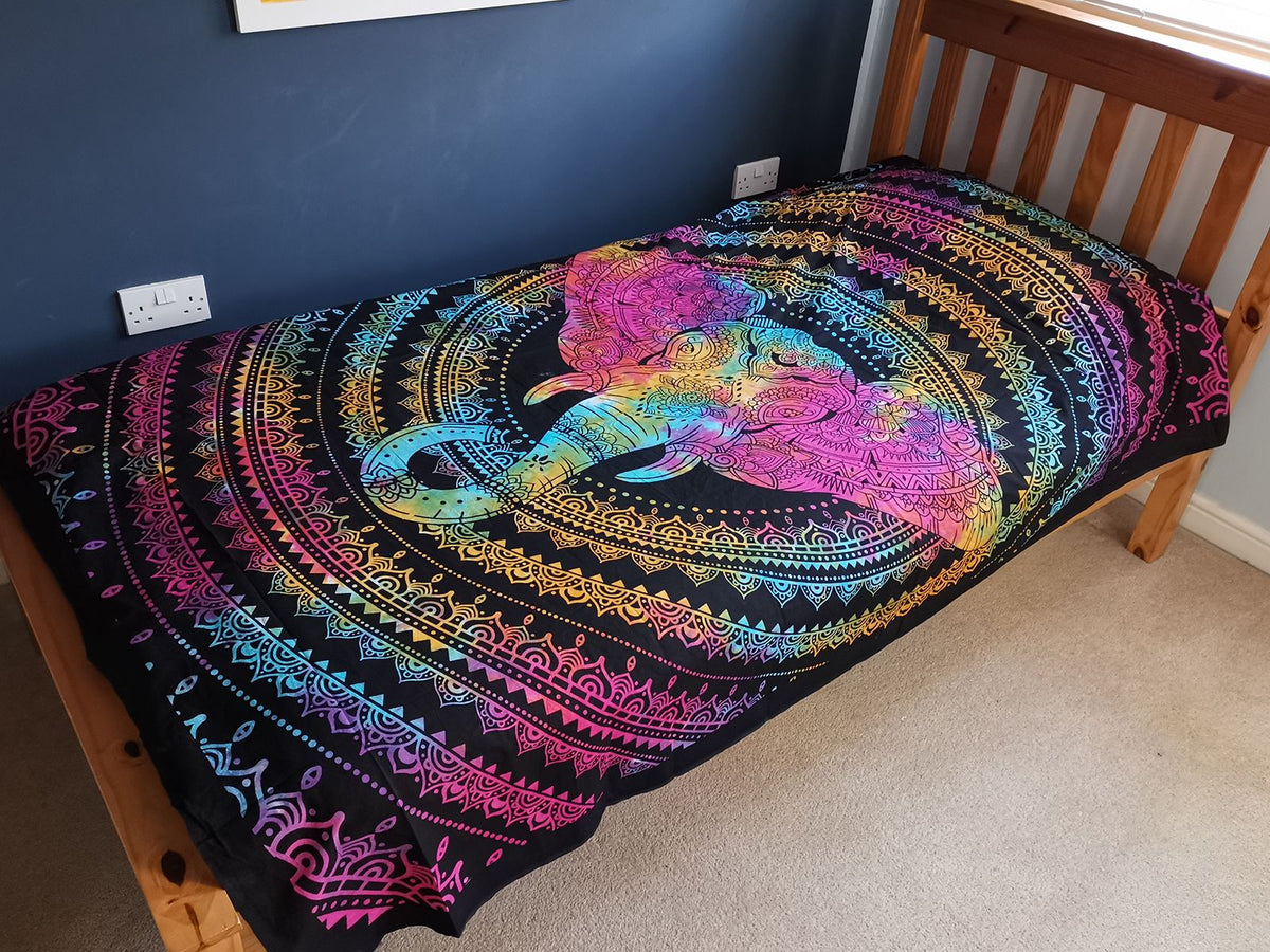 Väggtextil och överkast – elefanthuvud, 130 × 200 cm