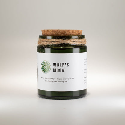Greenman sojavaxljus med träveke – Wolf’s Moon