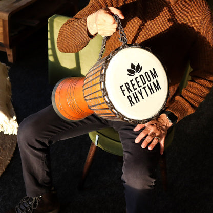 Djembe Freedom Rhythm – ljusare ton, 50 × 22 cm