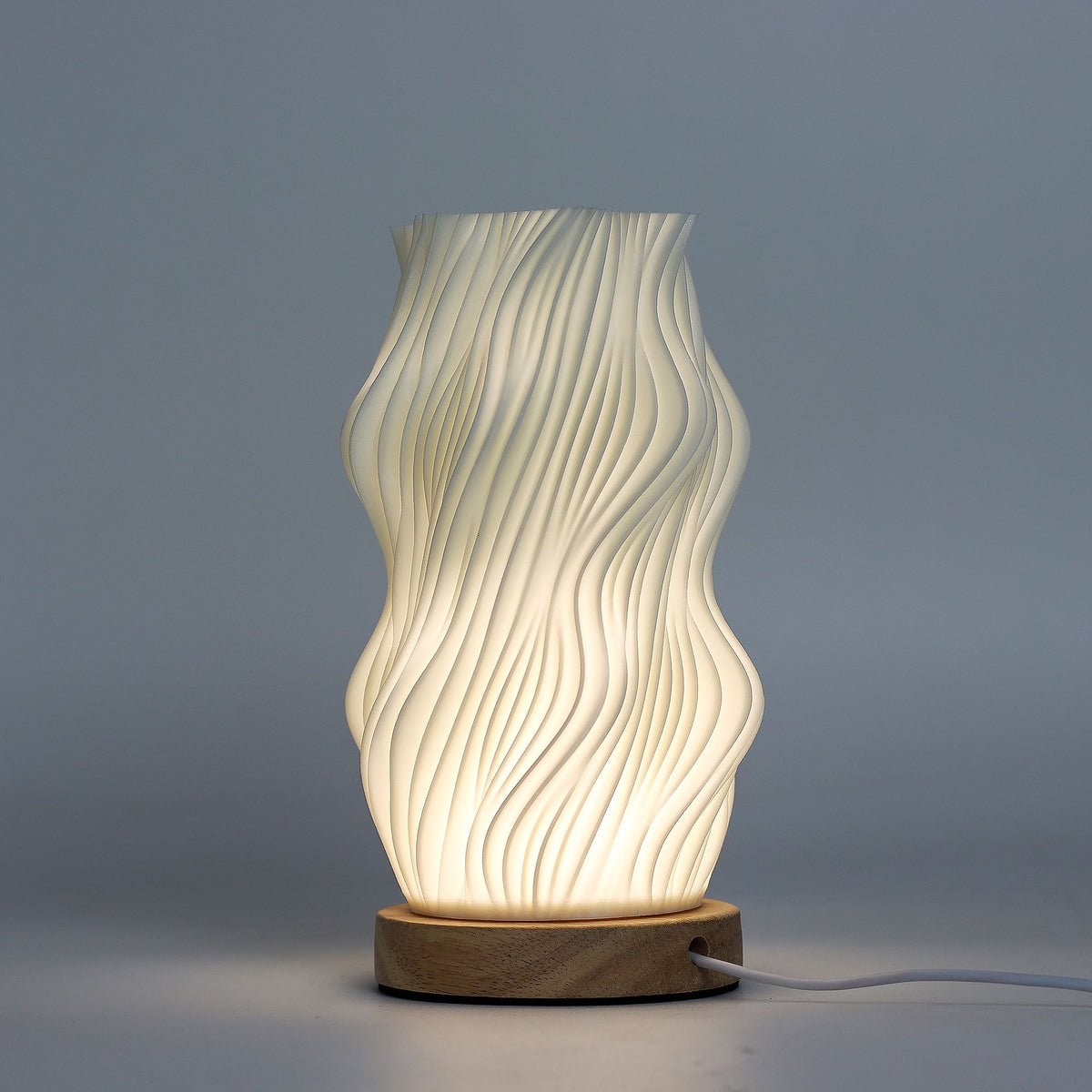 New Wave USB-C-lampa – Star Twisted, 3 ljuslägen