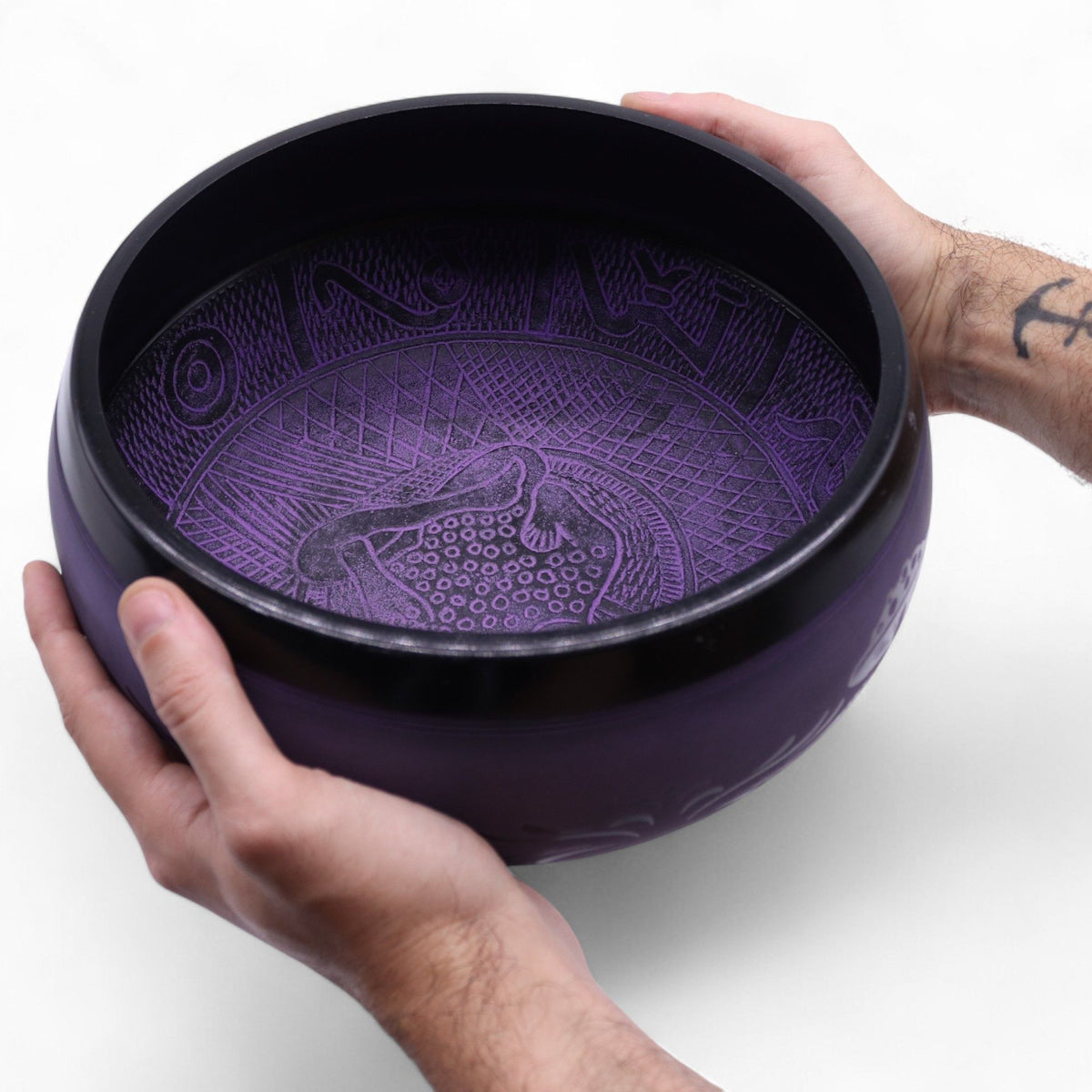 Extra kraftig klangskål i mässing – Mushroom Purple Haze, 23 cm / 1,3 kg