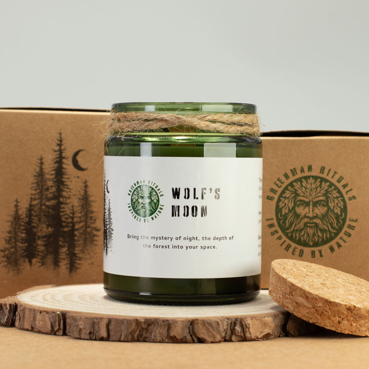 Greenman sojavaxljus med träveke – Wolf’s Moon