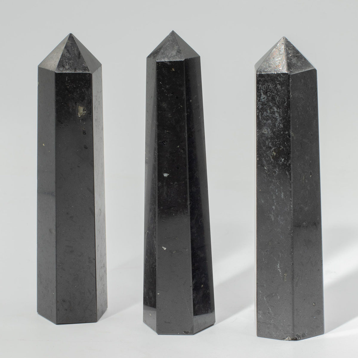 Sexsidig obelisk i svart turmalin – ca 17 cm