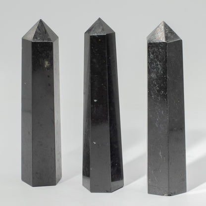 Sexsidig obelisk i svart turmalin – ca 17 cm