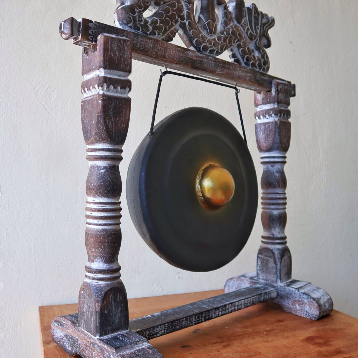 Gong med trästativ – svart, 25 cm