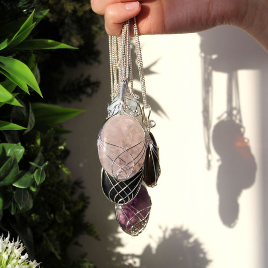 Halsband med spiralinfattning – svart onyx