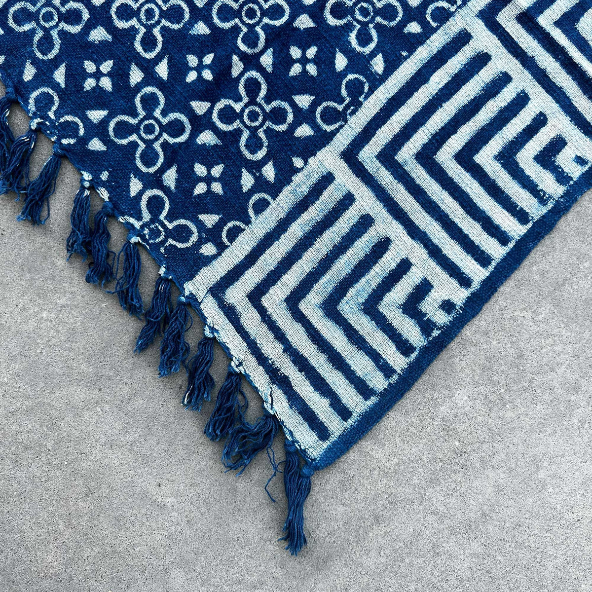 Indigofärgad pläd – Kasba Tiles, 170 × 120 cm
