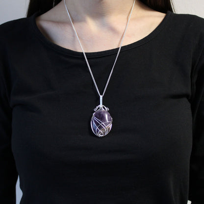 Halsband med spiralinfattning – ametist