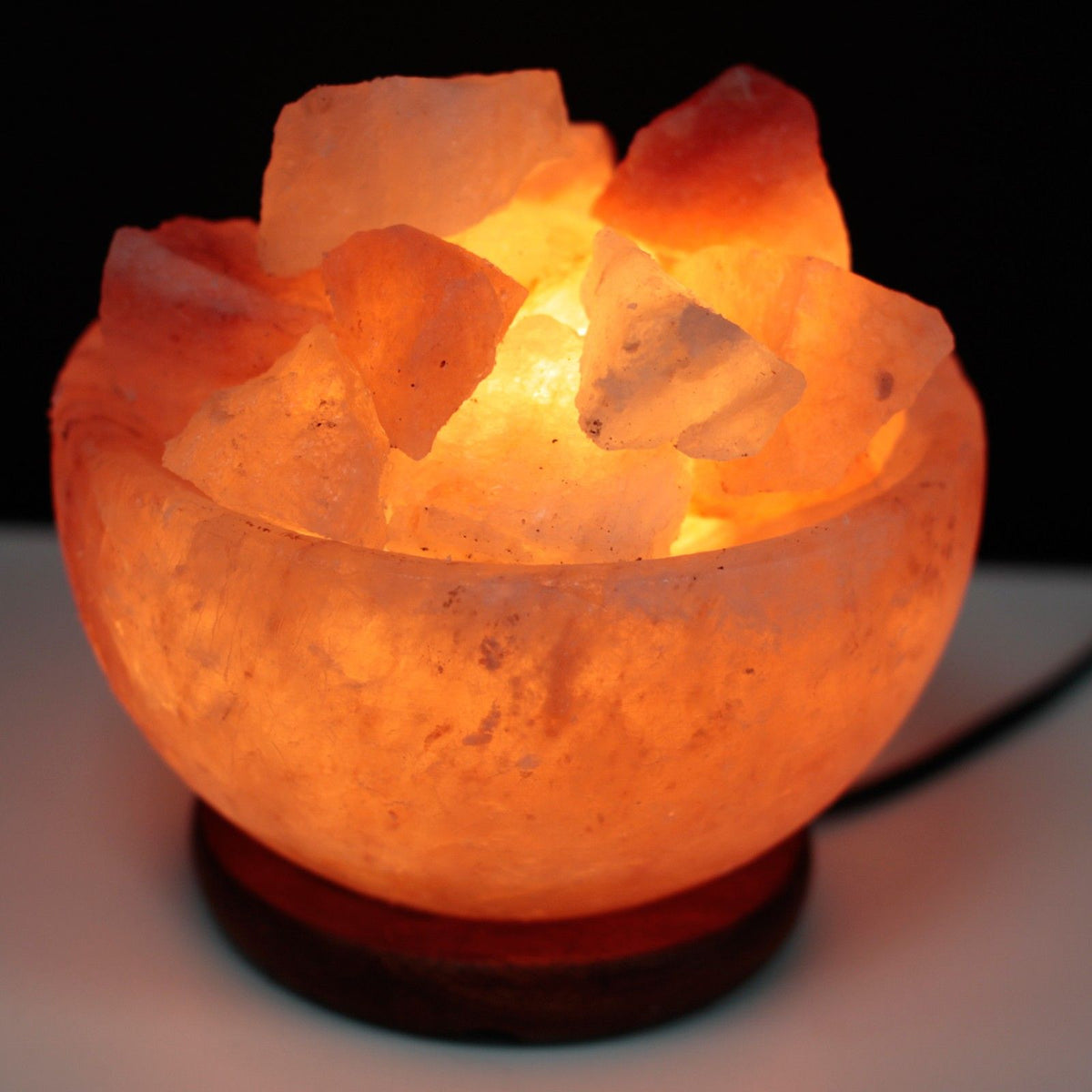Saltskål med belysning och saltkristaller – ca 15 × 9 cm