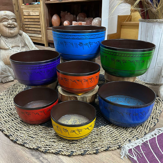 Chakra-klangskålsset – 7 stora skålar, 19,5–35 cm