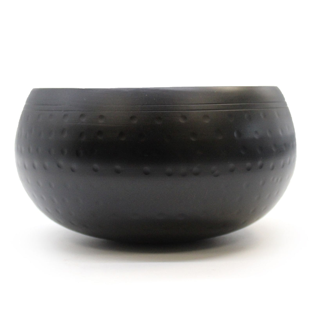 Handhamrad svart klangskål – 18 cm
