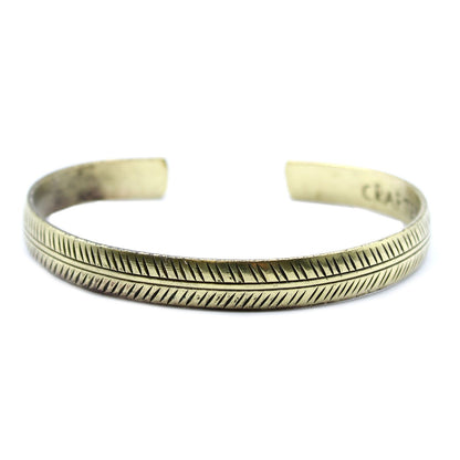 Tibetanskt armband – smalt bladmönster, mässingston