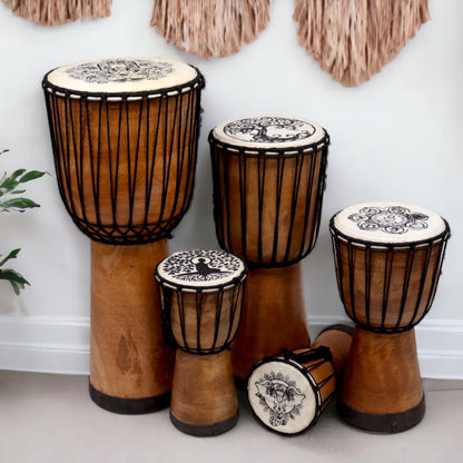 Djembe med chakramotiv – 30 cm