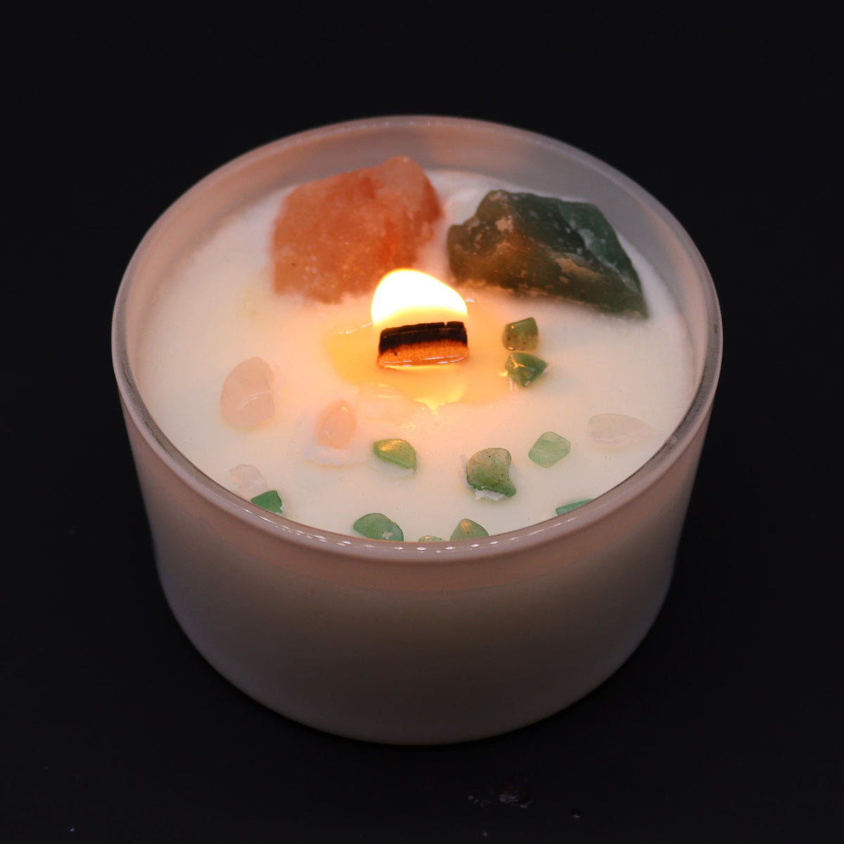 Chakraljus med kristaller – Hjärtchakra, rosenkvarts & jade