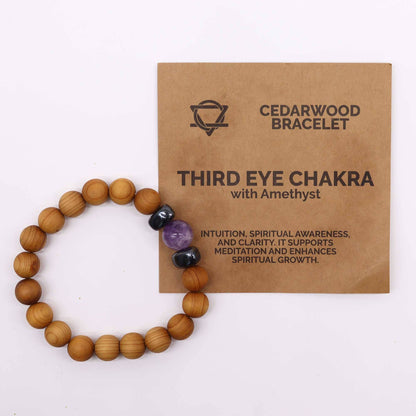 Tredje Ögats Chakra-armband – Cederträ & Ametist – smycke