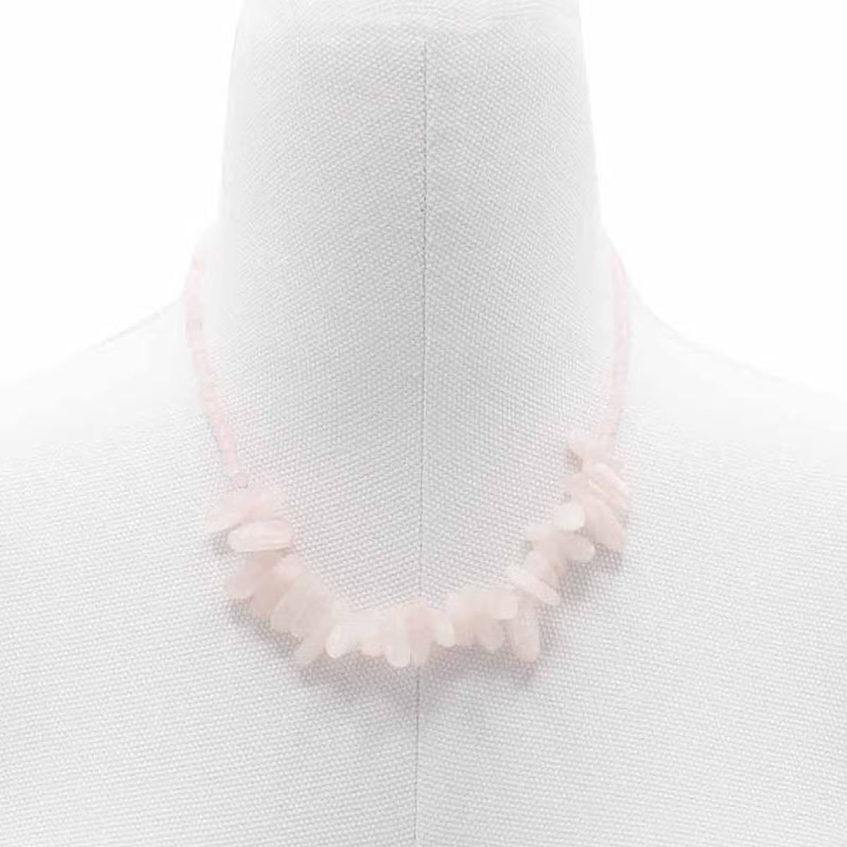 Halsband med långa ädelstenar – Rosenkvarts